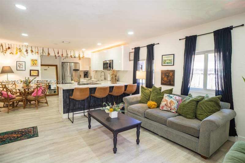 3 bedroom SingleFamilyResidence at 8012 NW 10th Ct, Pl Of Little River Garden, Miami — photo 5