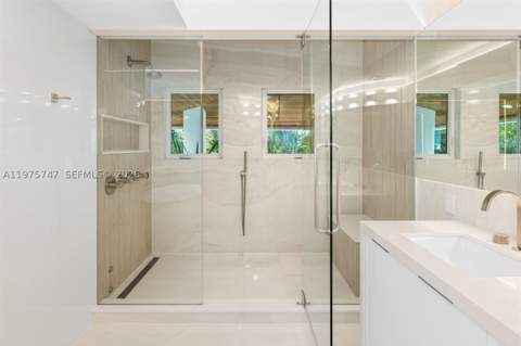 7150 W Lago Dr, Coral Gables FL - photo 21 of 37