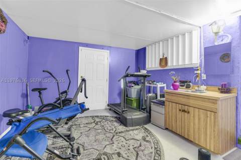 18201 SW 87th Ave, Palmetto Bay FL - photo 11 of 28