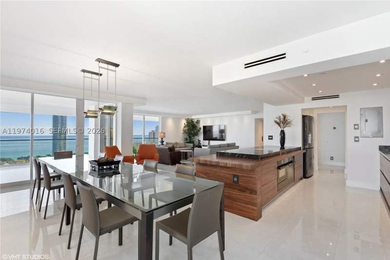 3 bedroom Condominium at 19707 Turnberry Way 28J, Turnberry Isle Condo, Aventura — photo 5