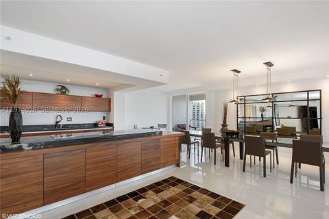 19707 Turnberry Way 28J, Aventura FL - photo 7 of 22