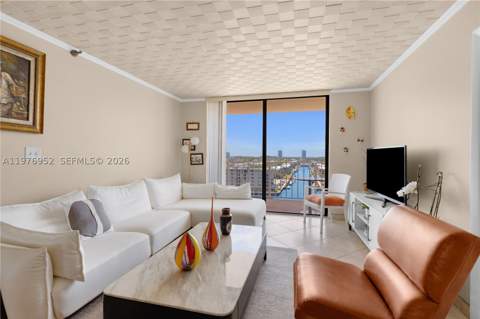 290 174th St 1006, Sunny Isles Beach FL - photo 11 of 24
