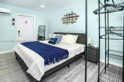 1647 NW 29th Ave, Miami FL - photo 15 of 24