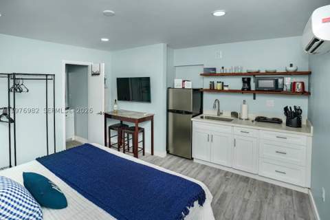 1647 NW 29th Ave, Miami FL - photo 16 of 24