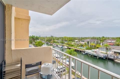 2350 NE 135th St 510, North Miami FL - photo 6 of 13