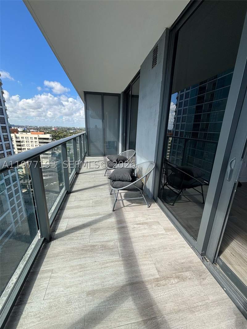 1 bedroom Condominium at 121 NE 34th St 1503, 3401 Midtown Condo, Miami — photo 3