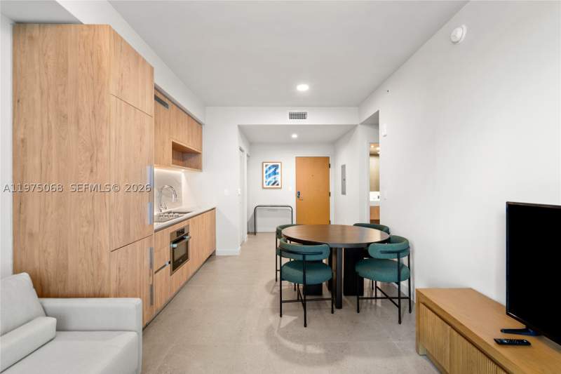 1 bedroom Condominium at 11 NE 6th St 2104, The Crosby, Miami — photo 2