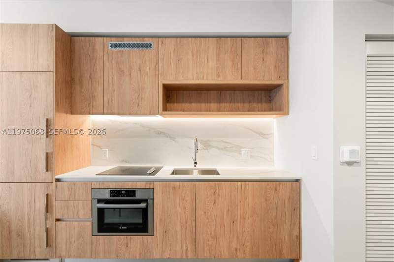 1 bedroom Condominium at 11 NE 6th St 2104, The Crosby, Miami — photo 3