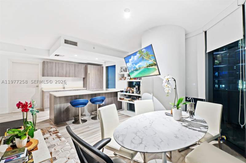2 bedroom Condominium at 801 S Miami Ave 2705, 801 SMA RESIDENCES CONDO, Miami — photo 5