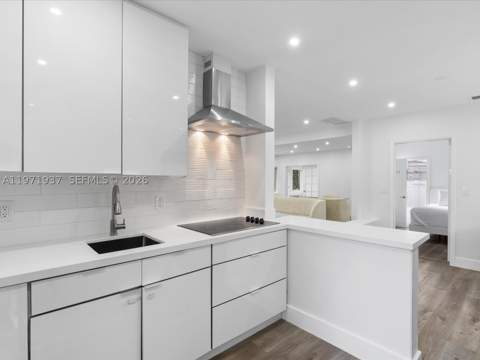 8934 Harding Ave, Surfside FL - photo 15 of 39