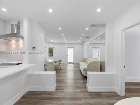 8934 Harding Ave, Surfside FL - photo 16 of 39
