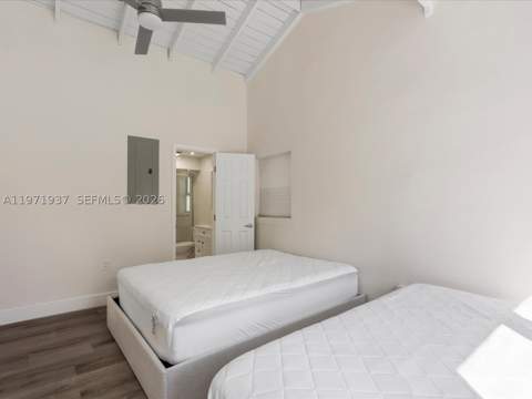 8934 Harding Ave, Surfside FL - photo 23 of 39