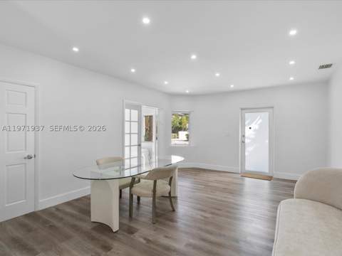 8934 Harding Ave, Surfside FL - photo 9 of 39