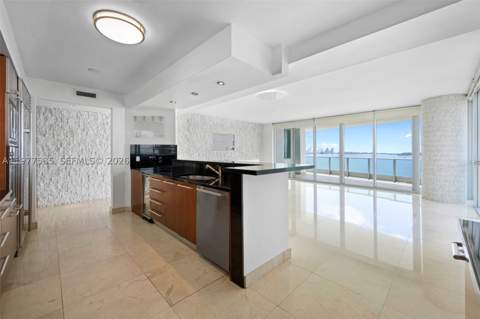 1331 Brickell Bay Dr 911, Miami FL - photo 9 of 20