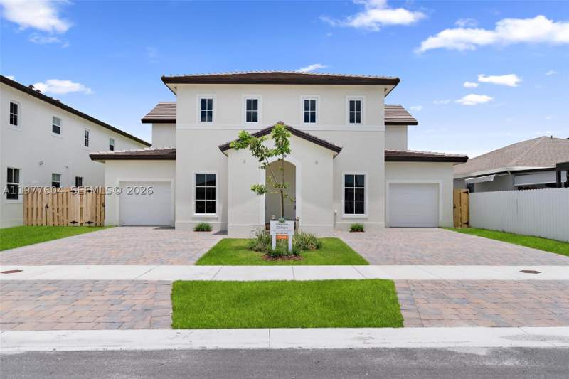5 bedroom Townhouse at 13347 SW 274 St 13347, Sunrise Estates, Homestead — photo 3