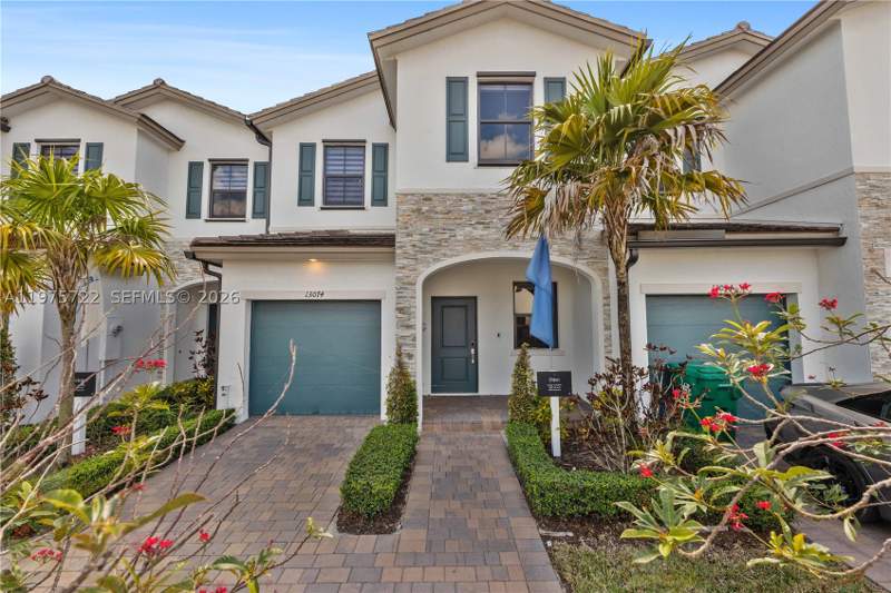 3 bedroom Townhouse at 13074 SW 233rd Ter, Siena Reserve, Homestead — photo 2