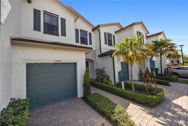 3 bedroom Townhouse at 13074 SW 233rd Ter, Siena Reserve, Homestead — photo 3