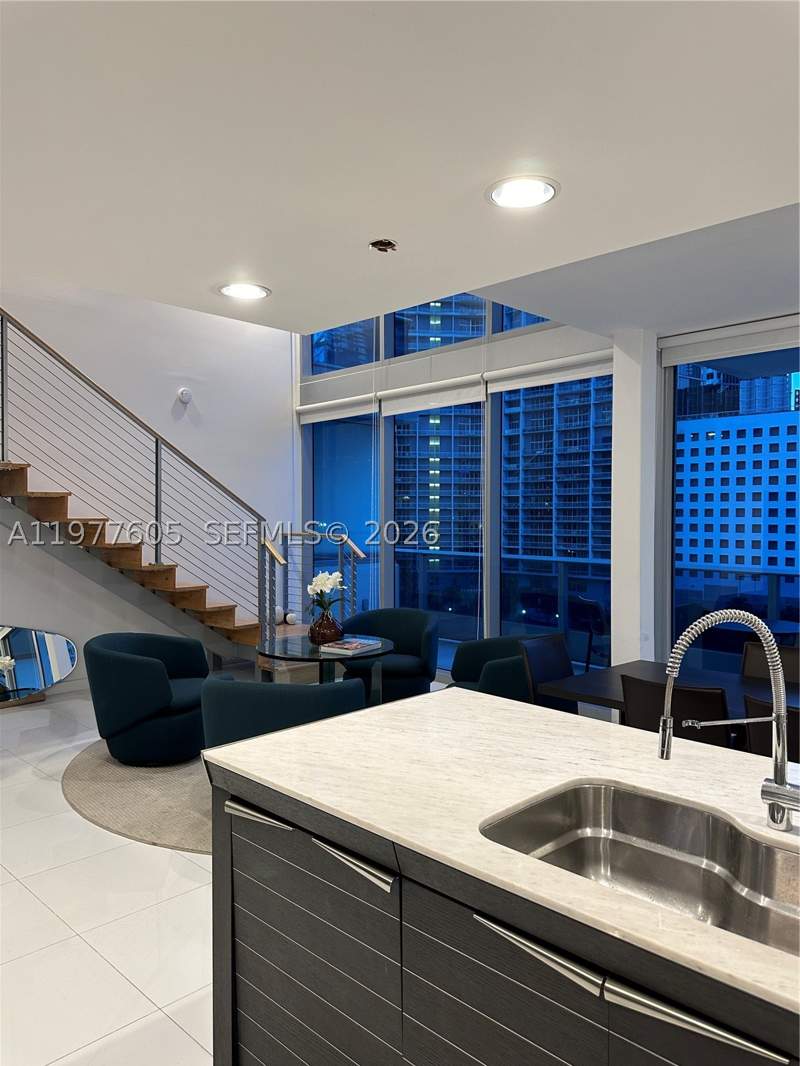 2 bedroom Condominium at 200 S Biscayne Boulevard Way 703, Epic West Condo, Miami — photo 3
