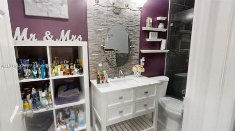 705 NW 8th Ave, Florida City FL - photo 10 of 41