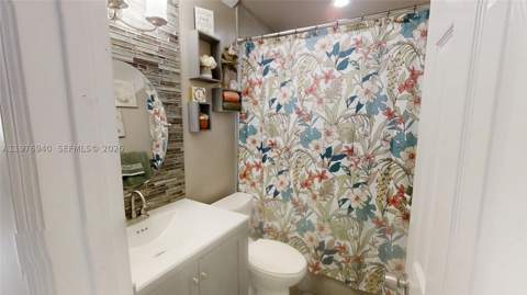 705 NW 8th Ave, Florida City FL - photo 14 of 41