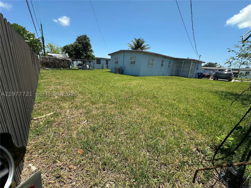3 bedroom SingleFamilyResidence at 10761 SW 221st St, Lincoln Ests, Miami — photo 4