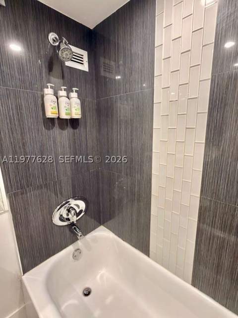 19201 Collins Ave 933, Sunny Isles Beach FL - photo 15 of 25