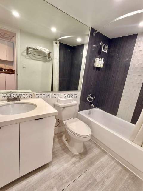 19201 Collins Ave 933, Sunny Isles Beach FL - photo 17 of 25
