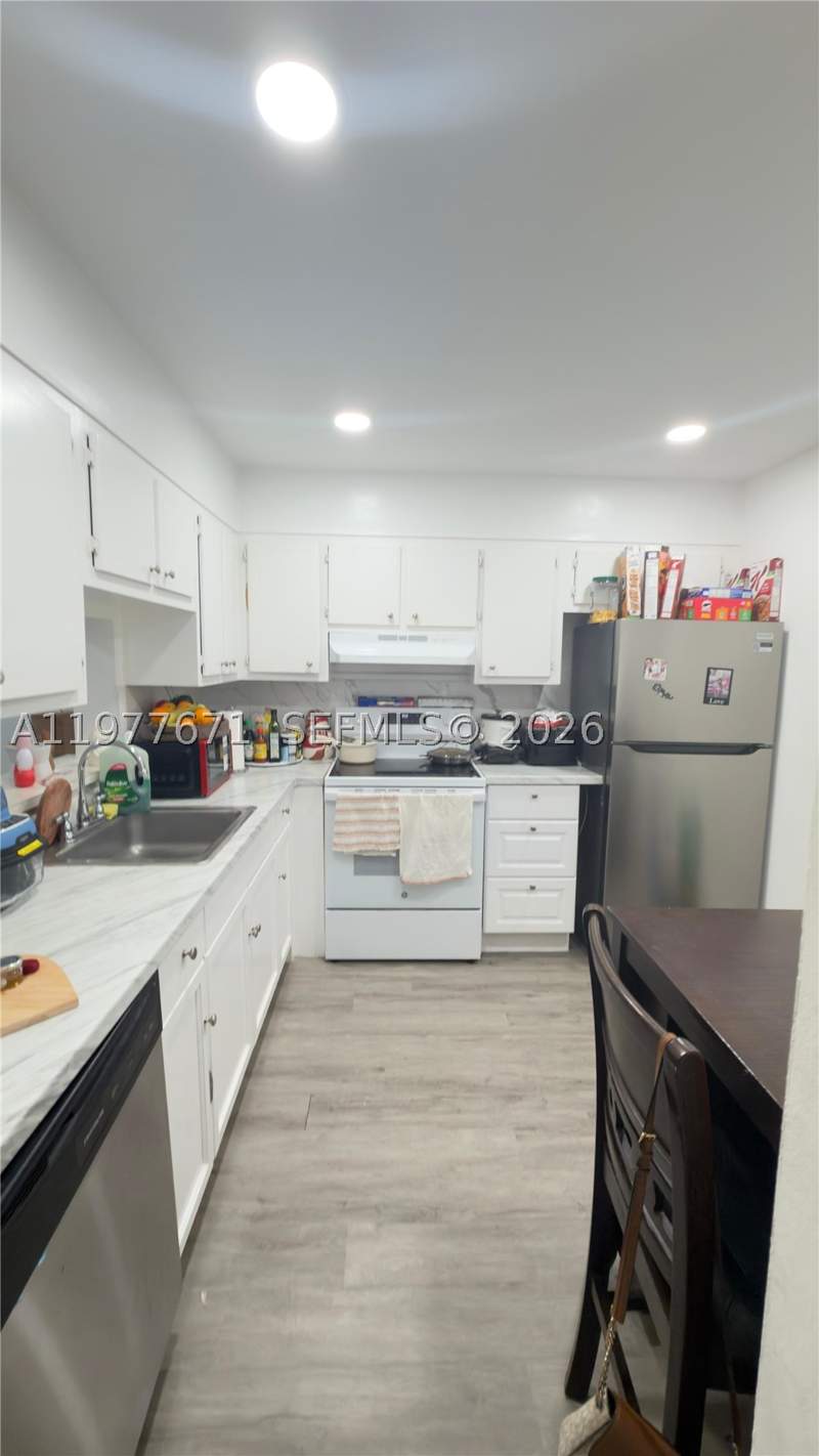 2 bedroom Condominium at 11925 NE 2nd Ave B207, Capri Gardens Condo, North Miami — photo 4