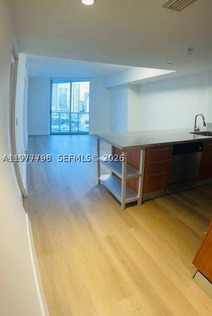 185 SW 7th St 1605, Miami FL - photo 10 of 22