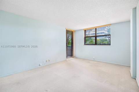 170 Ocean Lane Dr 310, Key Biscayne FL - photo 23 of 41