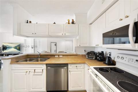 17100 N Bay Rd 1810, Sunny Isles Beach FL - photo 11 of 36
