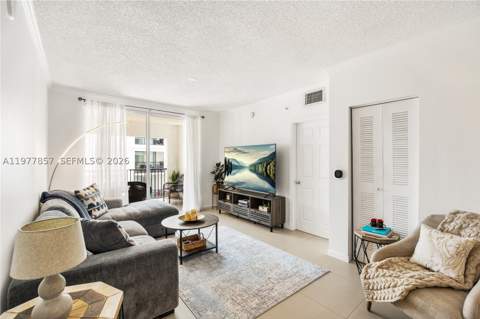 17100 N Bay Rd 1810, Sunny Isles Beach FL - photo 15 of 36