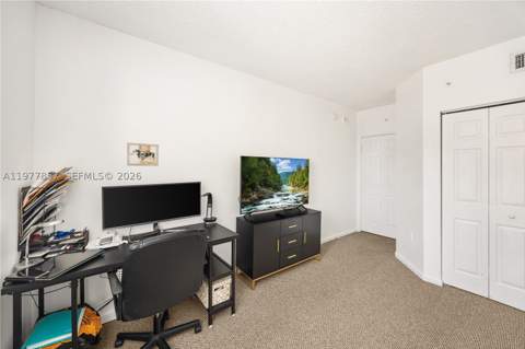 17100 N Bay Rd 1810, Sunny Isles Beach FL - photo 23 of 36