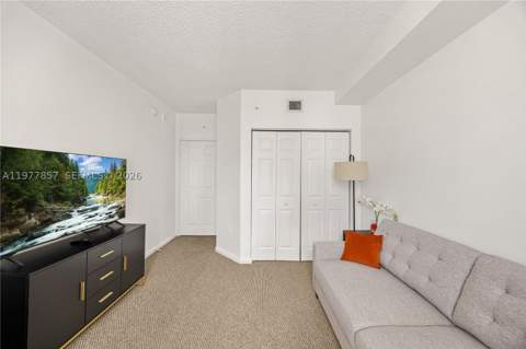 17100 N Bay Rd 1810, Sunny Isles Beach FL - photo 24 of 36