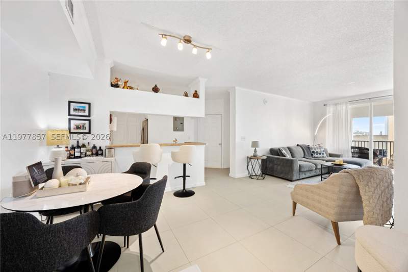 2 bedroom Condominium at 17100 N Bay Rd 1810, Porto Bellagio Condo, Sunny Isles Beach — photo 3