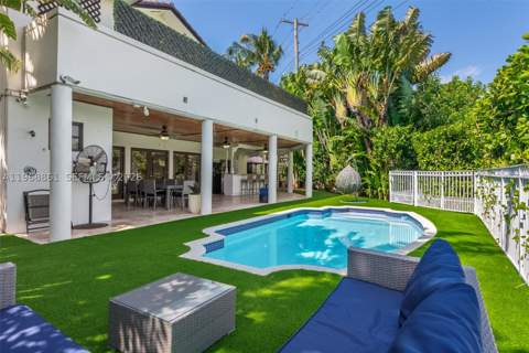 1173 NE 104th St, Miami Shores FL - photo 6 of 96