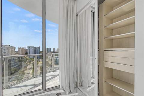 17475 Collins Ave 904, Miami Beach FL - photo 19 of 44