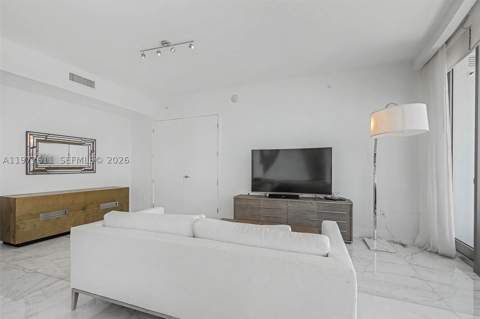 17475 Collins Ave 904, Miami Beach FL - photo 22 of 44
