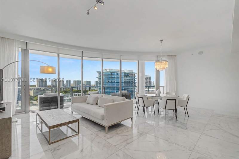 2 bedroom Condominium at 17475 Collins Ave 904, Chateau Beach, Miami Beach — photo 5