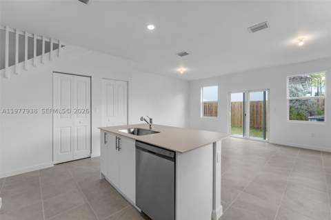 191 SE 11th Ave, Florida City FL - photo 7 of 35