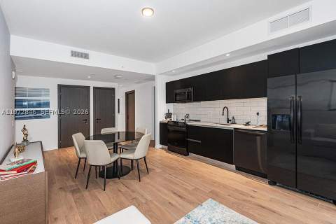398 NE 5th St 2418, Miami FL - photo 10 of 34