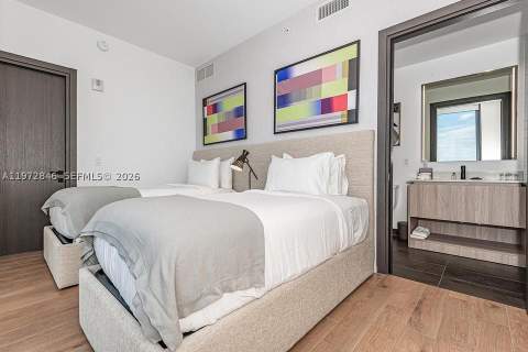 398 NE 5th St 2418, Miami FL - photo 20 of 34