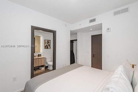 398 NE 5th St 2418, Miami FL - photo 24 of 34