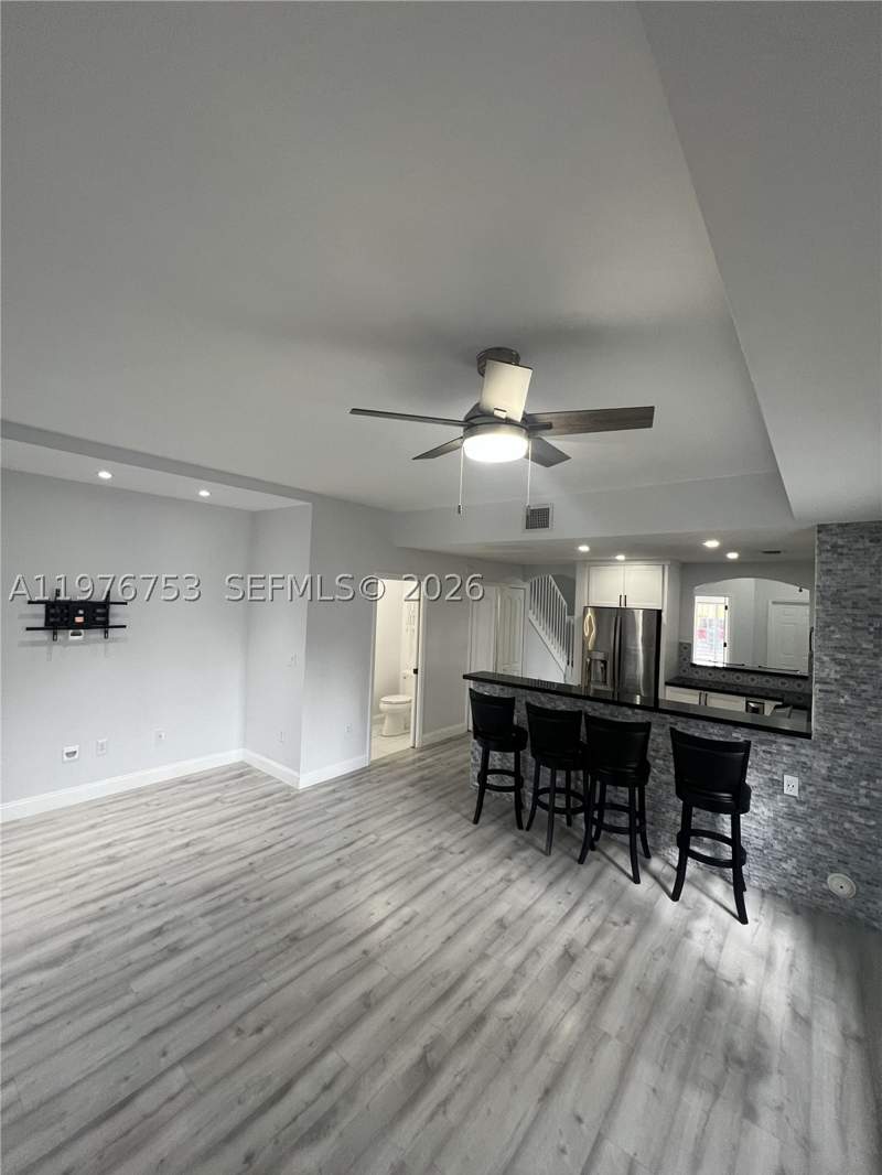 3 bedroom Townhouse at 9000 W Flagler St 1, Century Park Condo, Miami — photo 2