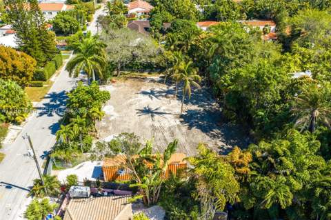 2880 Fairgreen Dr, Miami Beach FL - photo 12 of 15