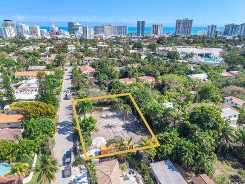 2880 Fairgreen Dr, Miami Beach FL - photo 9 of 15