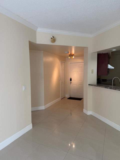 3225 NE 184th Street 10303, Aventura FL - photo 10 of 33