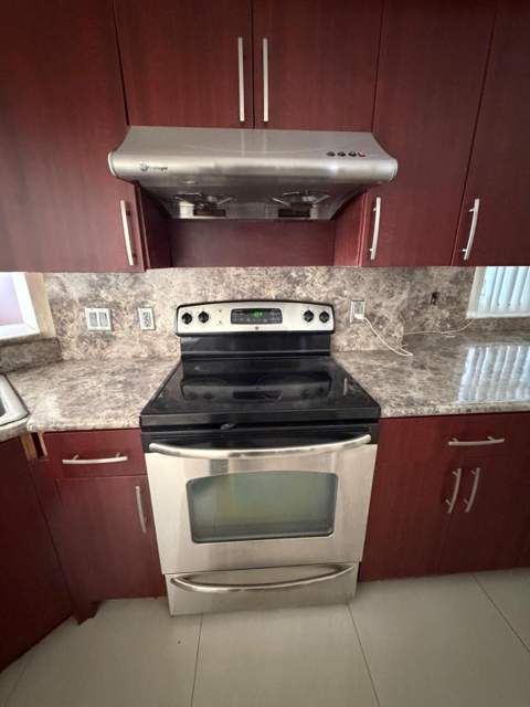 3225 NE 184th Street 10303, Aventura FL - photo 8 of 33