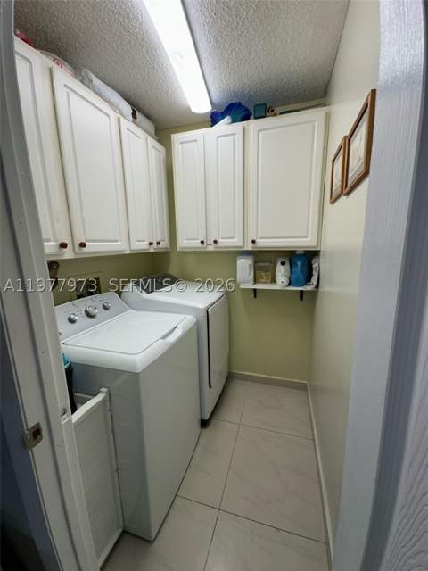 2385 W 69th St 2385-A, Hialeah FL - photo 10 of 22