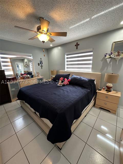 2385 W 69th St 2385-A, Hialeah FL - photo 18 of 22